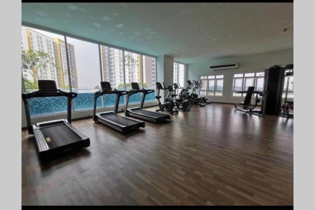 盛婷民宿a S&Thomez 2Bedrooms Mesamall Wifi Klia Usim Miu Inti Nu Нилай Экстерьер фото