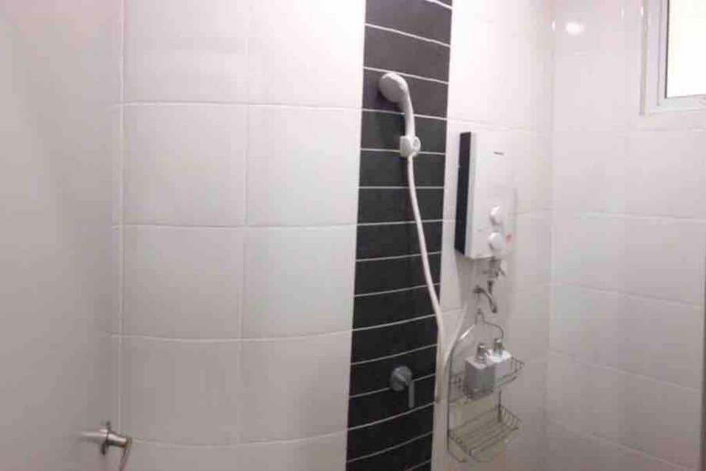 盛婷民宿a S&Thomez 2Bedrooms Mesamall Wifi Klia Usim Miu Inti Nu Нилай Экстерьер фото