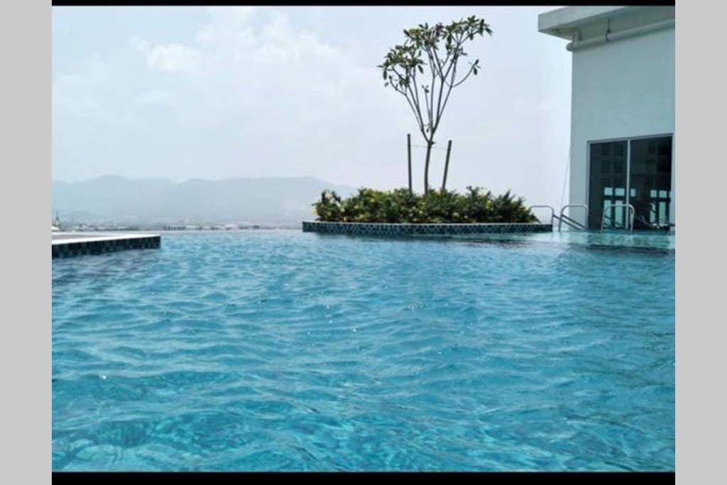 盛婷民宿a S&Thomez 2Bedrooms Mesamall Wifi Klia Usim Miu Inti Nu Нилай Экстерьер фото