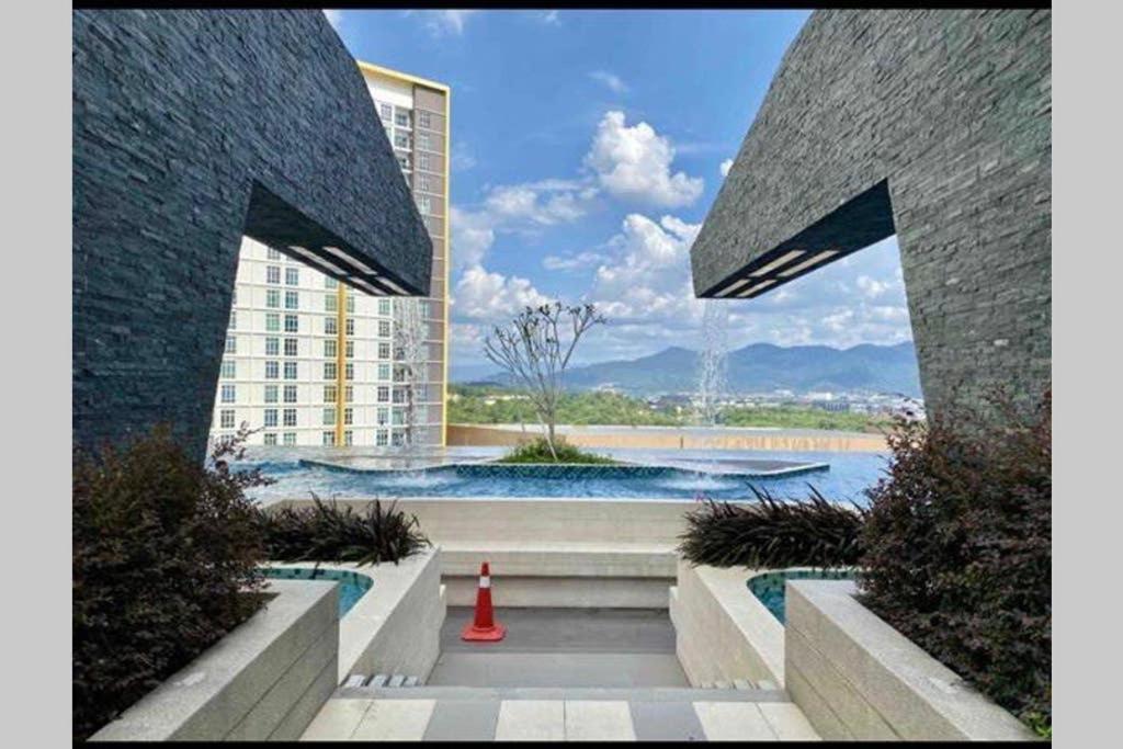 盛婷民宿a S&Thomez 2Bedrooms Mesamall Wifi Klia Usim Miu Inti Nu Нилай Экстерьер фото